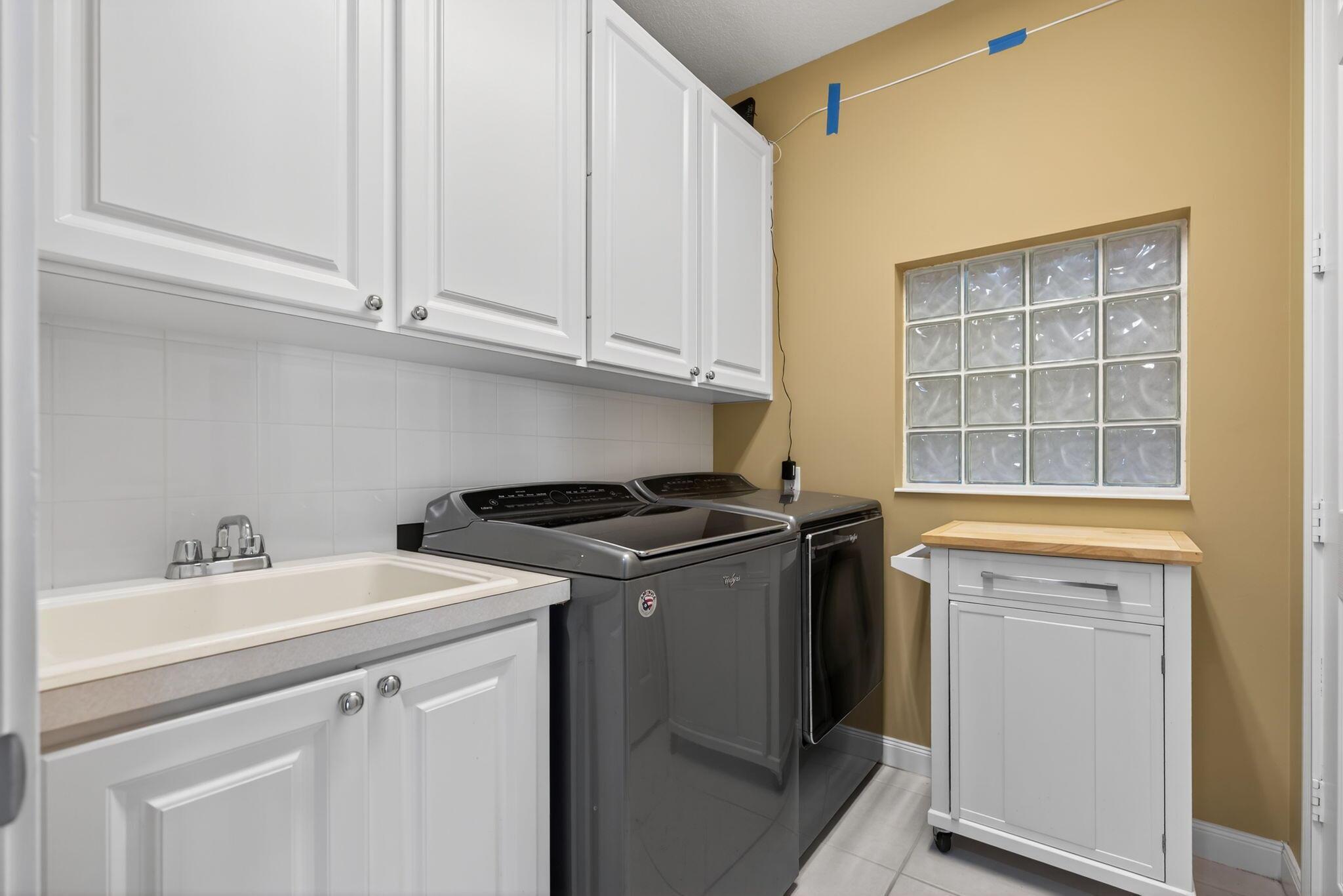 TUSCANY AT ABACOA 2 - Residential