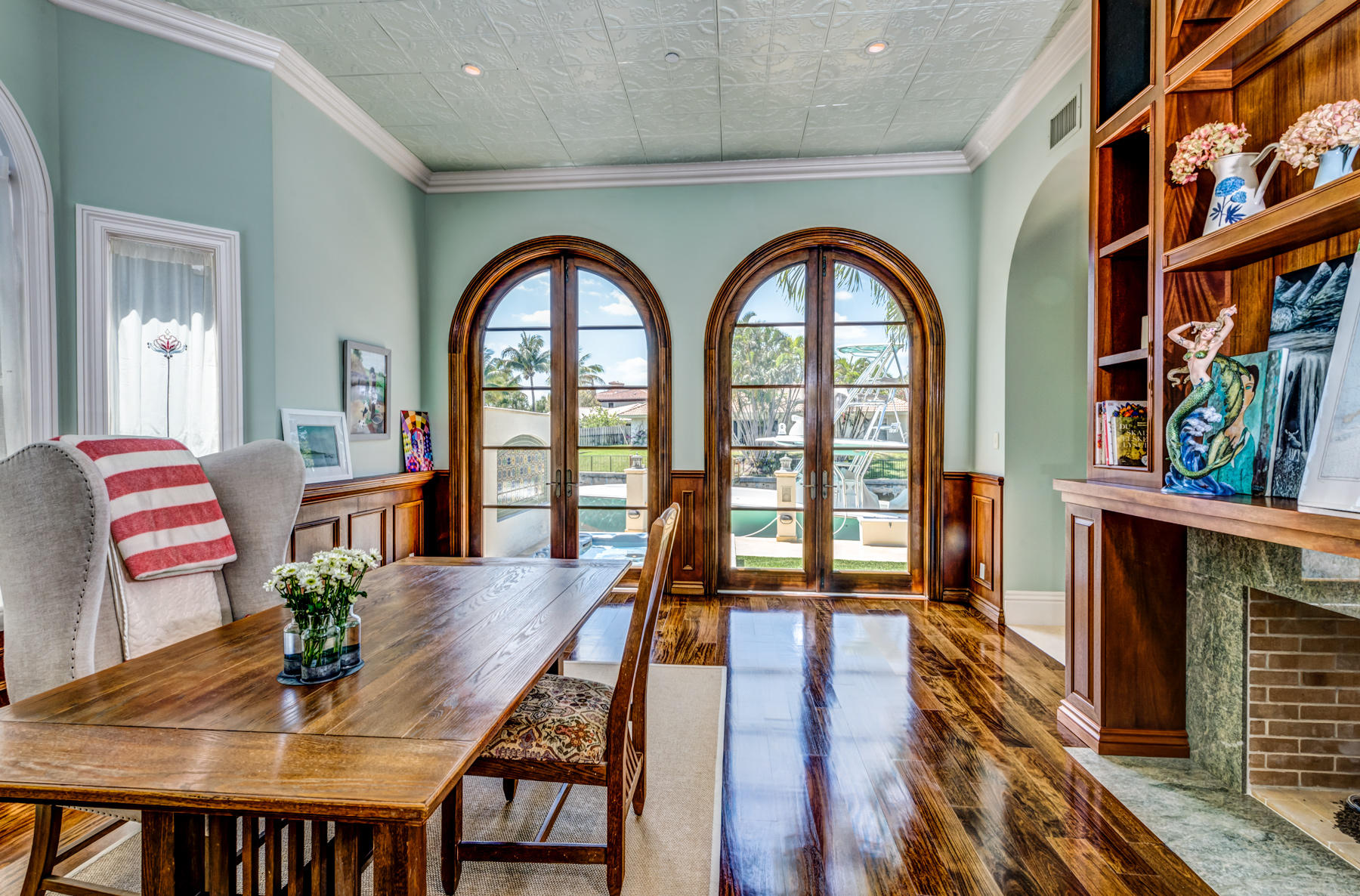 SUN AND SURF CLUB COMMUNITY - Residential