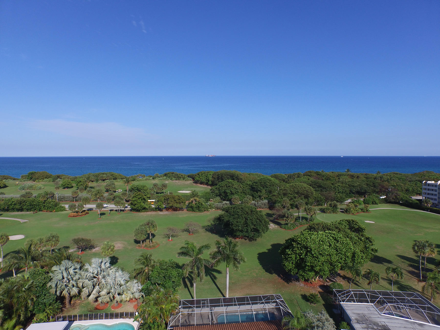 SUN AND SURF CLUB COMMUNITY - Residential