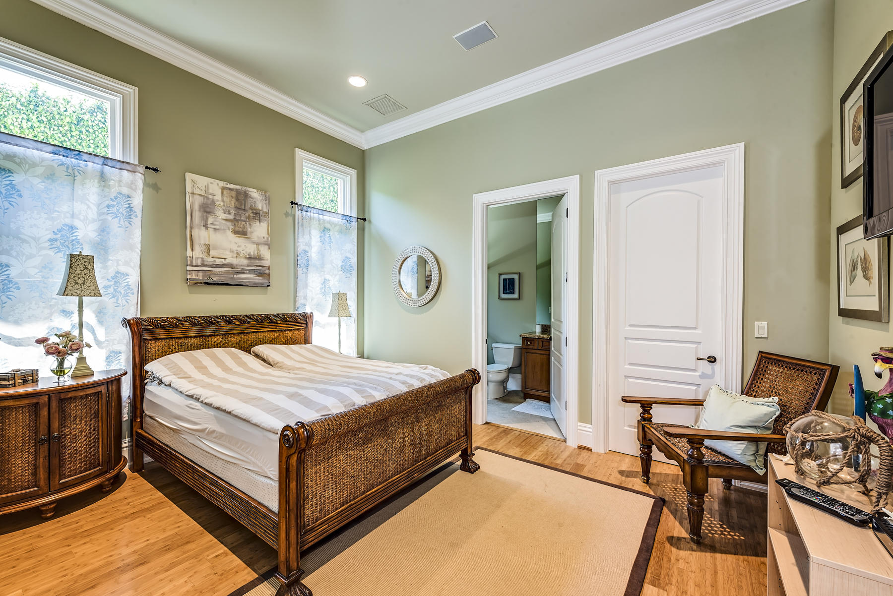 SUN AND SURF CLUB COMMUNITY - Residential