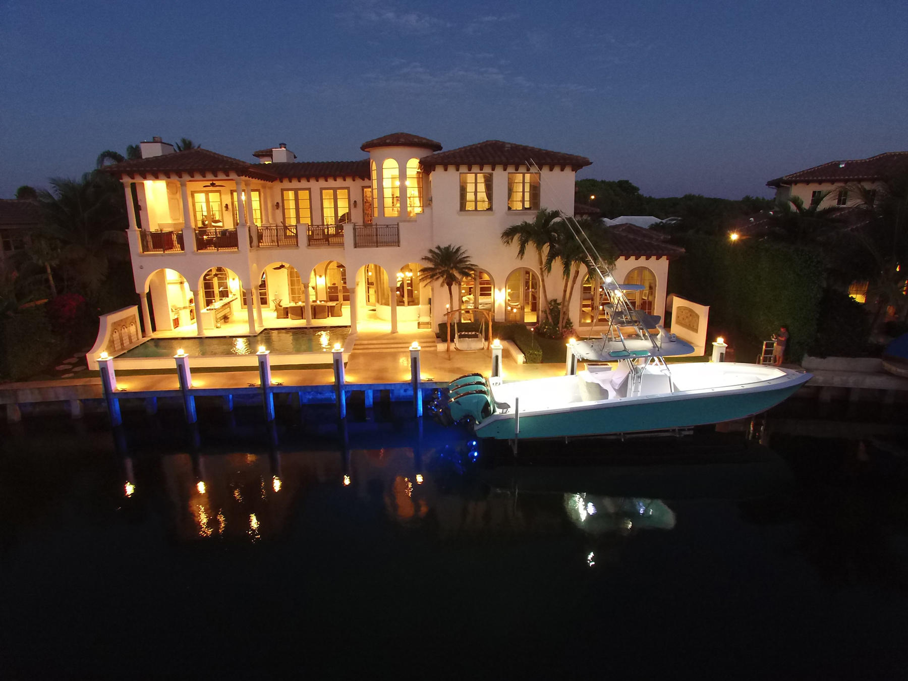 SUN AND SURF CLUB COMMUNITY - Residential