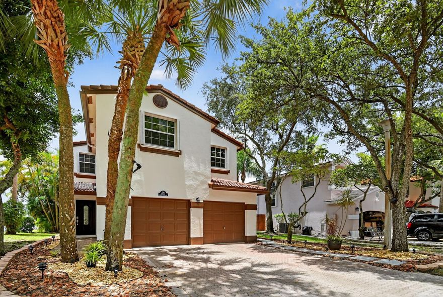 Brand-new roof installation underway, to be completed before closing! This beautifully maintained 5-BR, 2.5-BA home is located in Plantation’s highly sought-after Fairway Cove community. All bedrooms are upstairs, ample closet space, & spacious primary suite w/serene lake views. The screened Florida RM overlooks the water, providing a peaceful spot to relax & entertain. Additional features include a 2-car garage, accordion shutters, & hurricane panels, 2 2016 A/C units. COMMUNITY POOL is a huge plus. Easy access to the airport, shopping, dining, Jacaranda Country Club Golf, & only 1.5 miles from Central Park, featuring 21 Tennis Courts & 17 Pickleball Courts. With generous living areas and scenic charm throughout, this home perfectly blends comfort, style, & Florida waterfront living.