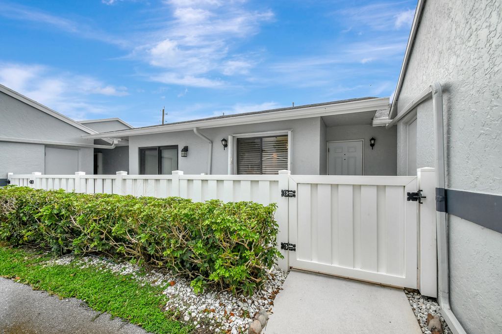 Photo of 2641 Gately Drive W #1603, West Palm Beach, FL 33415 (MLS # R11015220)