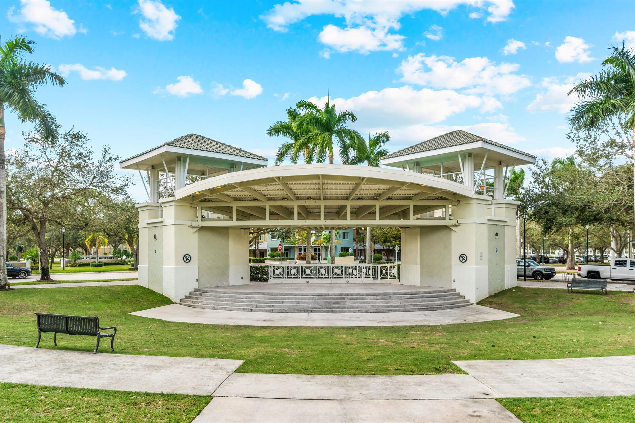 VILLAGE AT ABACOA CONDO - Residential