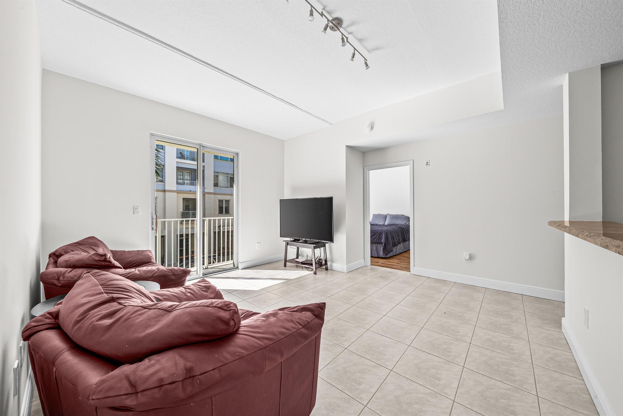 VILLAGE AT ABACOA CONDO - Residential