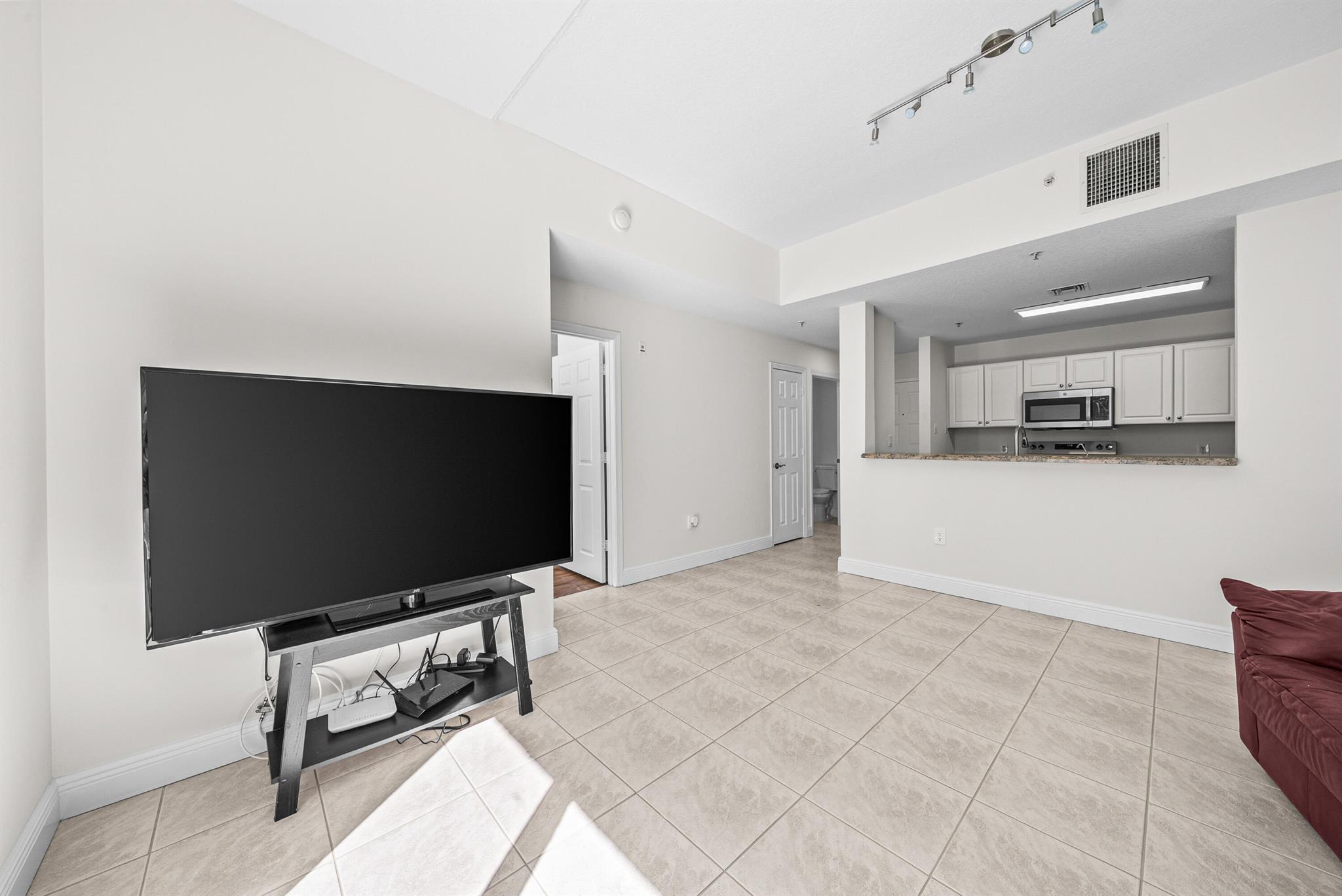 VILLAGE AT ABACOA CONDO - Residential