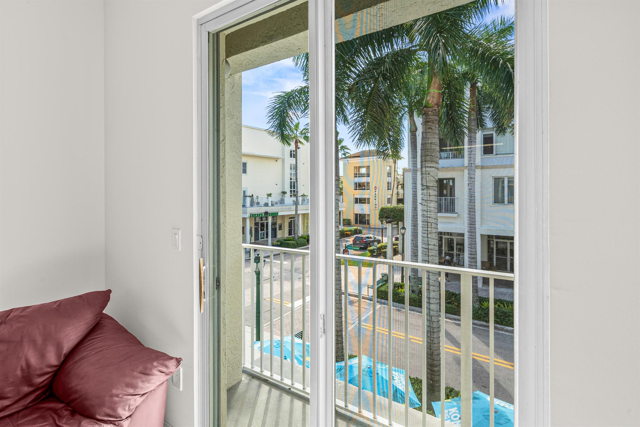 VILLAGE AT ABACOA CONDO - Residential