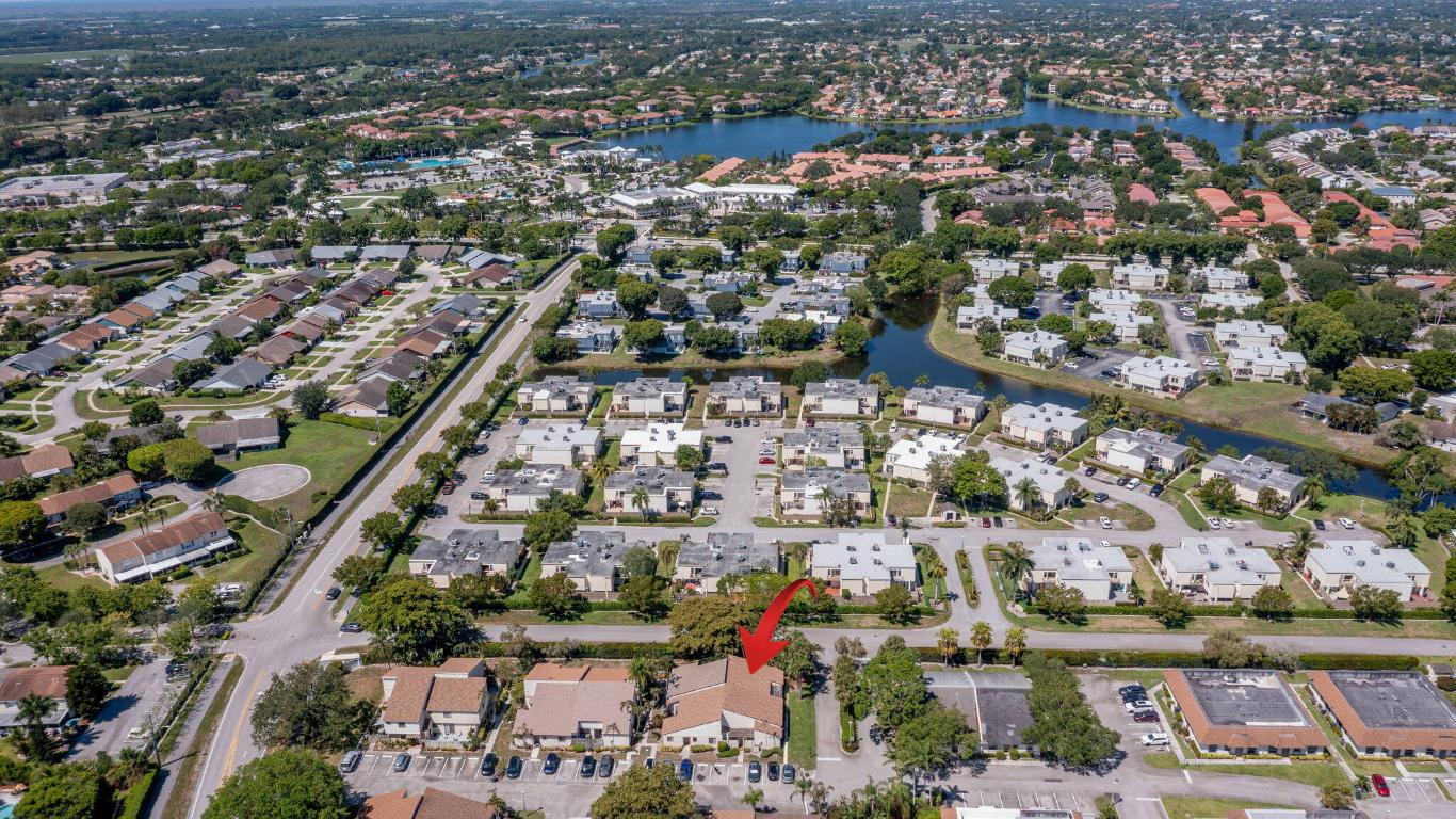 STURBRIDGE VILLAGE - Residential