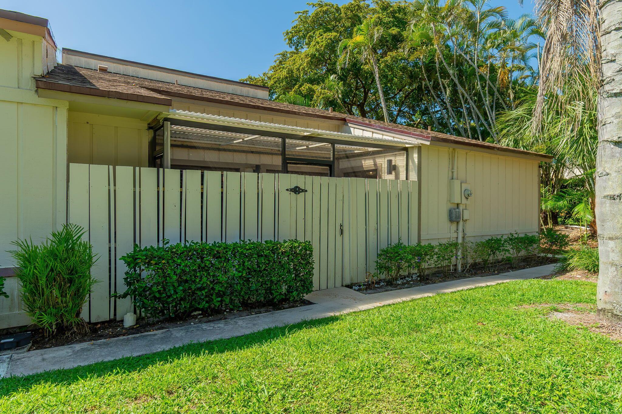 STURBRIDGE VILLAGE - Residential