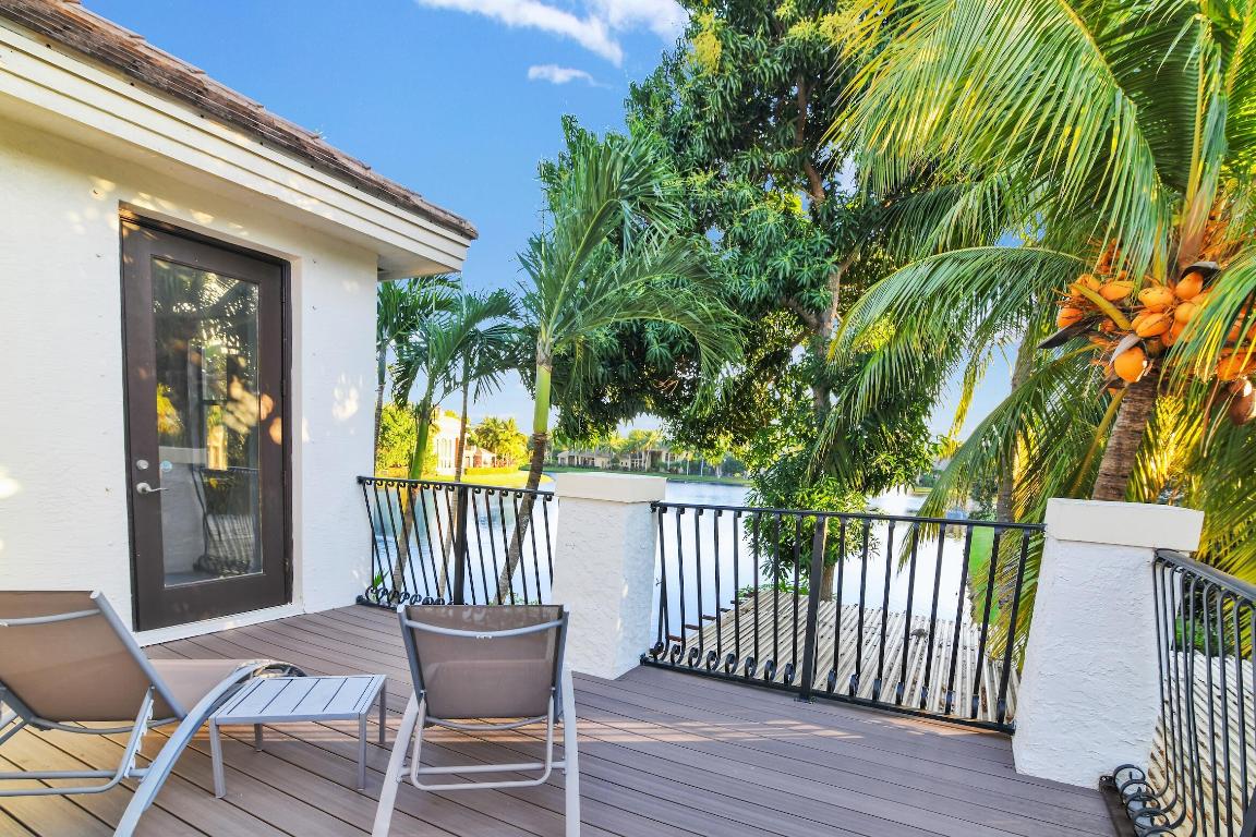 VERSAILLES - Residential Lease