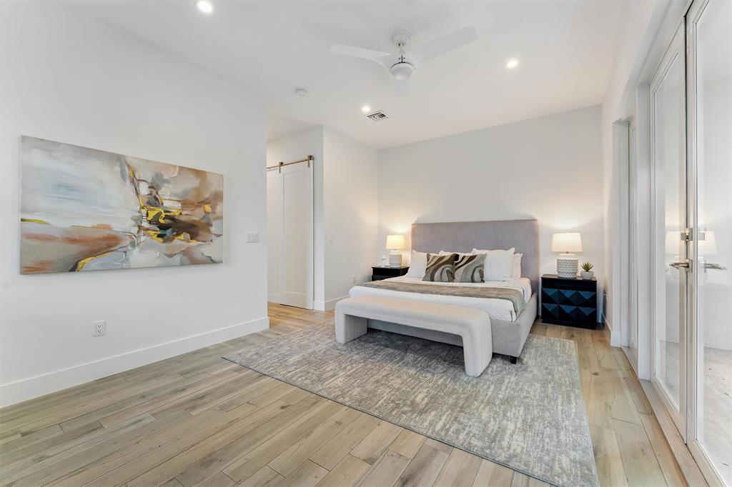 Waverly Place 2-19 D - Residential Income