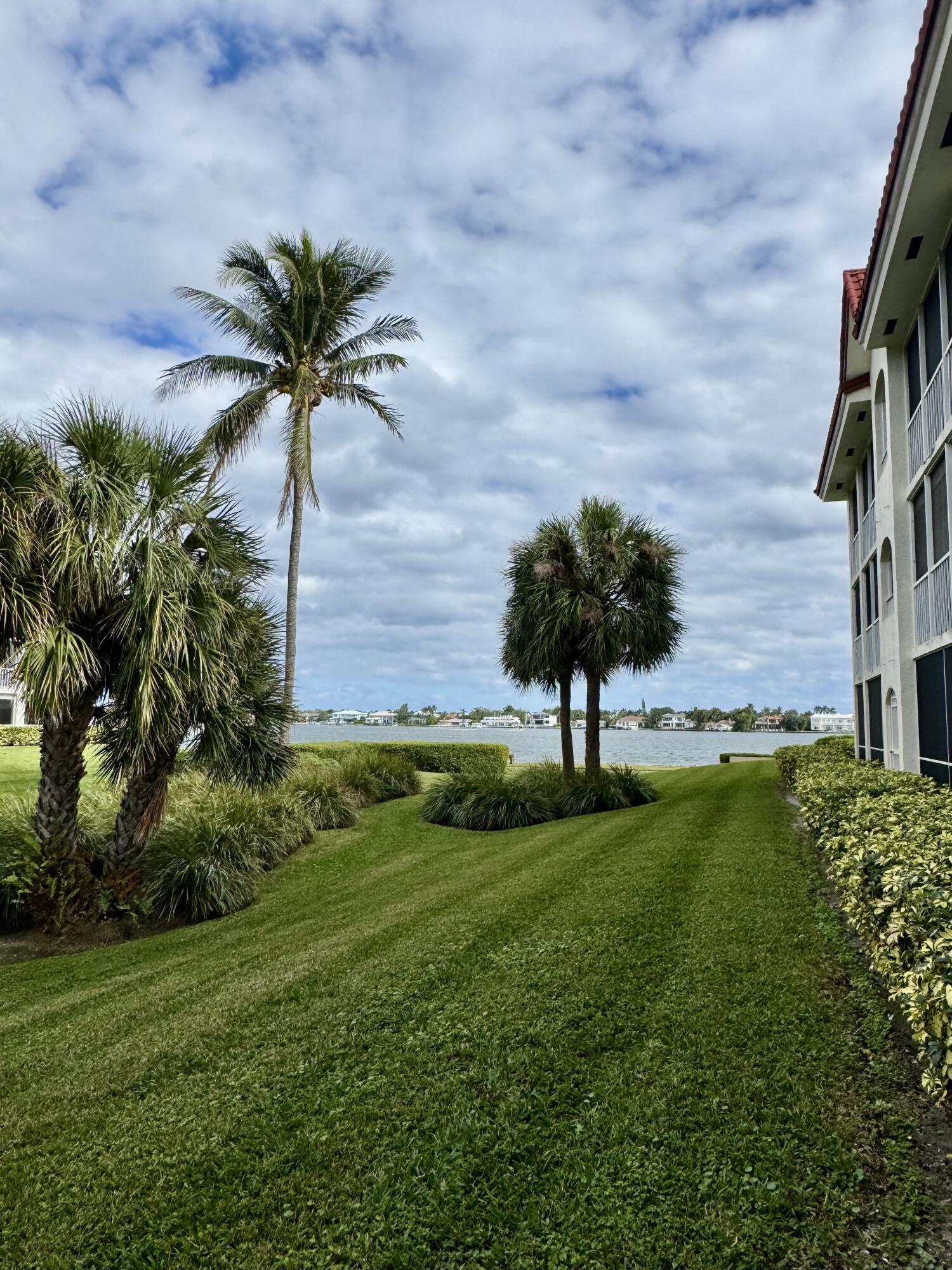 HALF MOON BAY CONDO - Residential