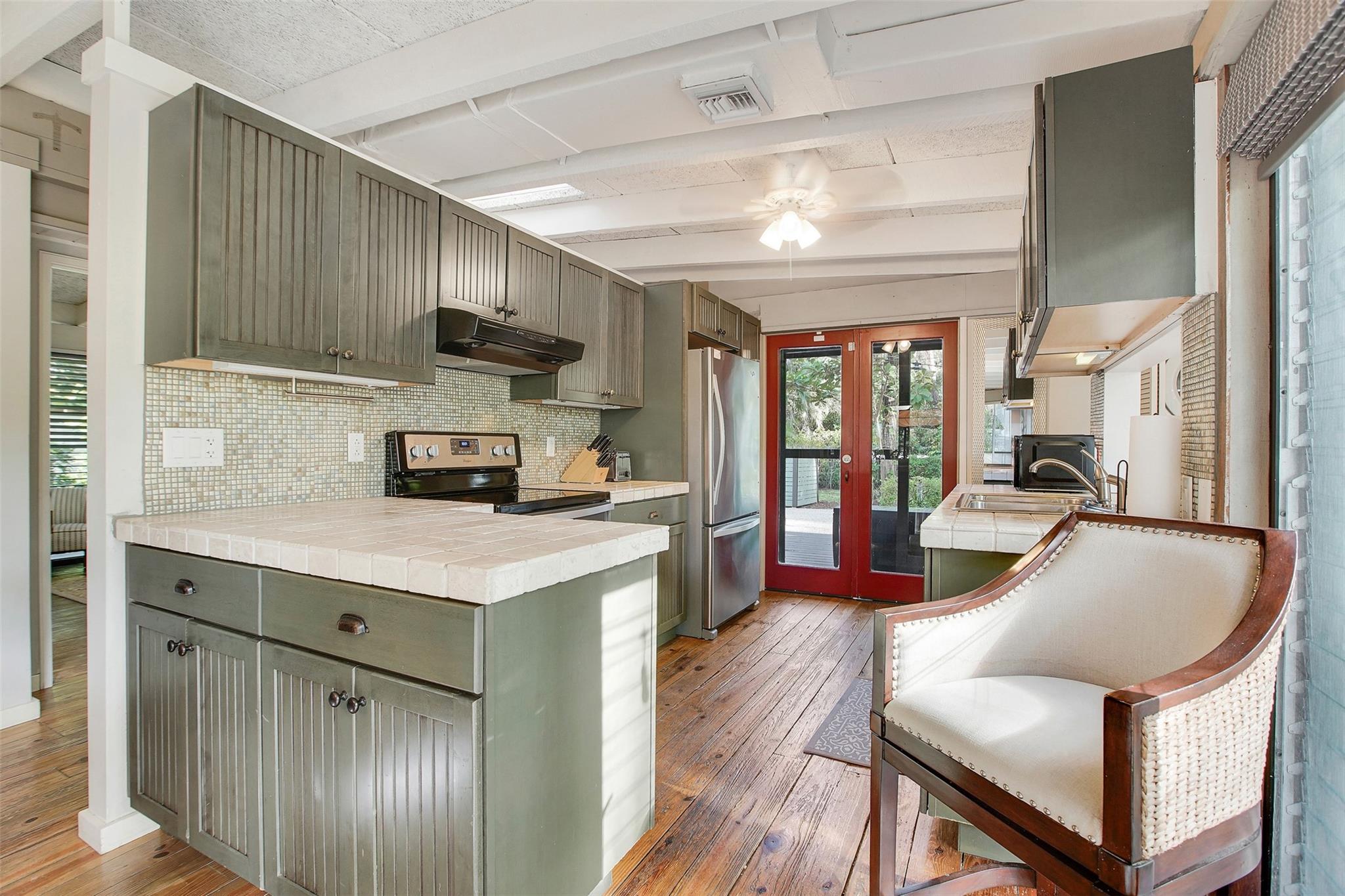 River Highlands 10-3 B - Residential