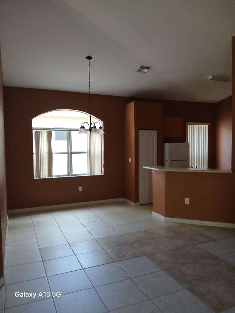 PORTOFINO PALMS - Residential Lease