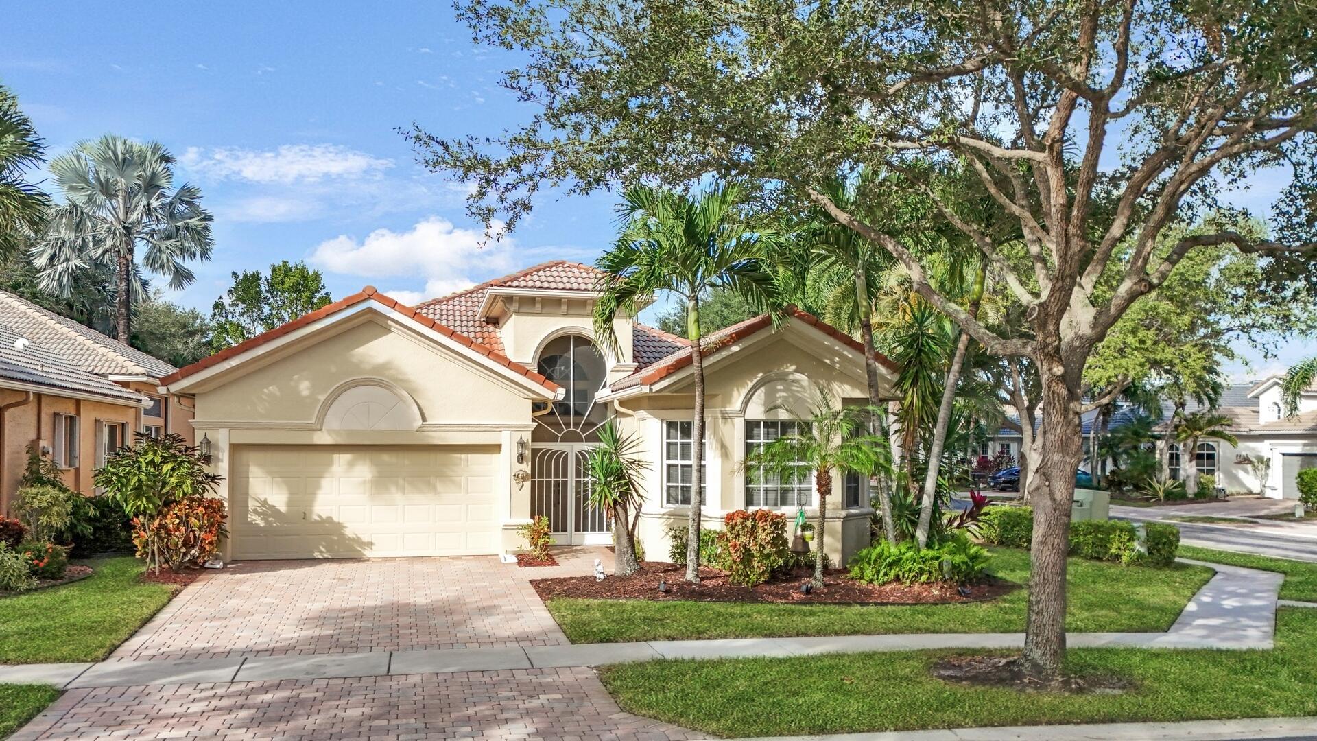 MIZNER FALLS - Residential