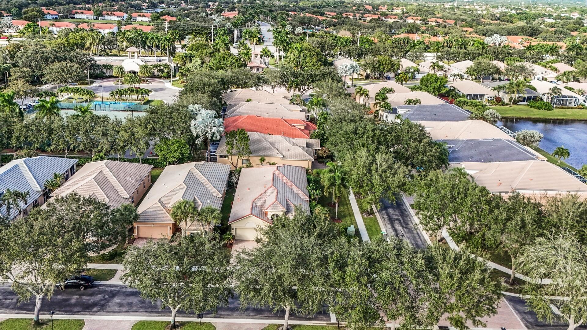 MIZNER FALLS - Residential