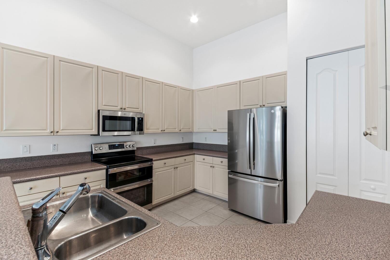 MIZNER FALLS - Residential