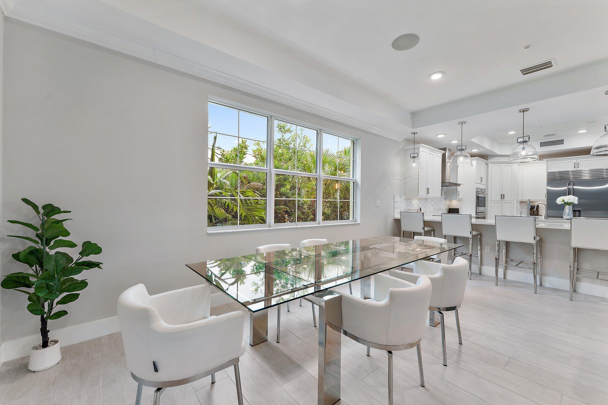HARBOR VILLAS PALM BEACH - Residential