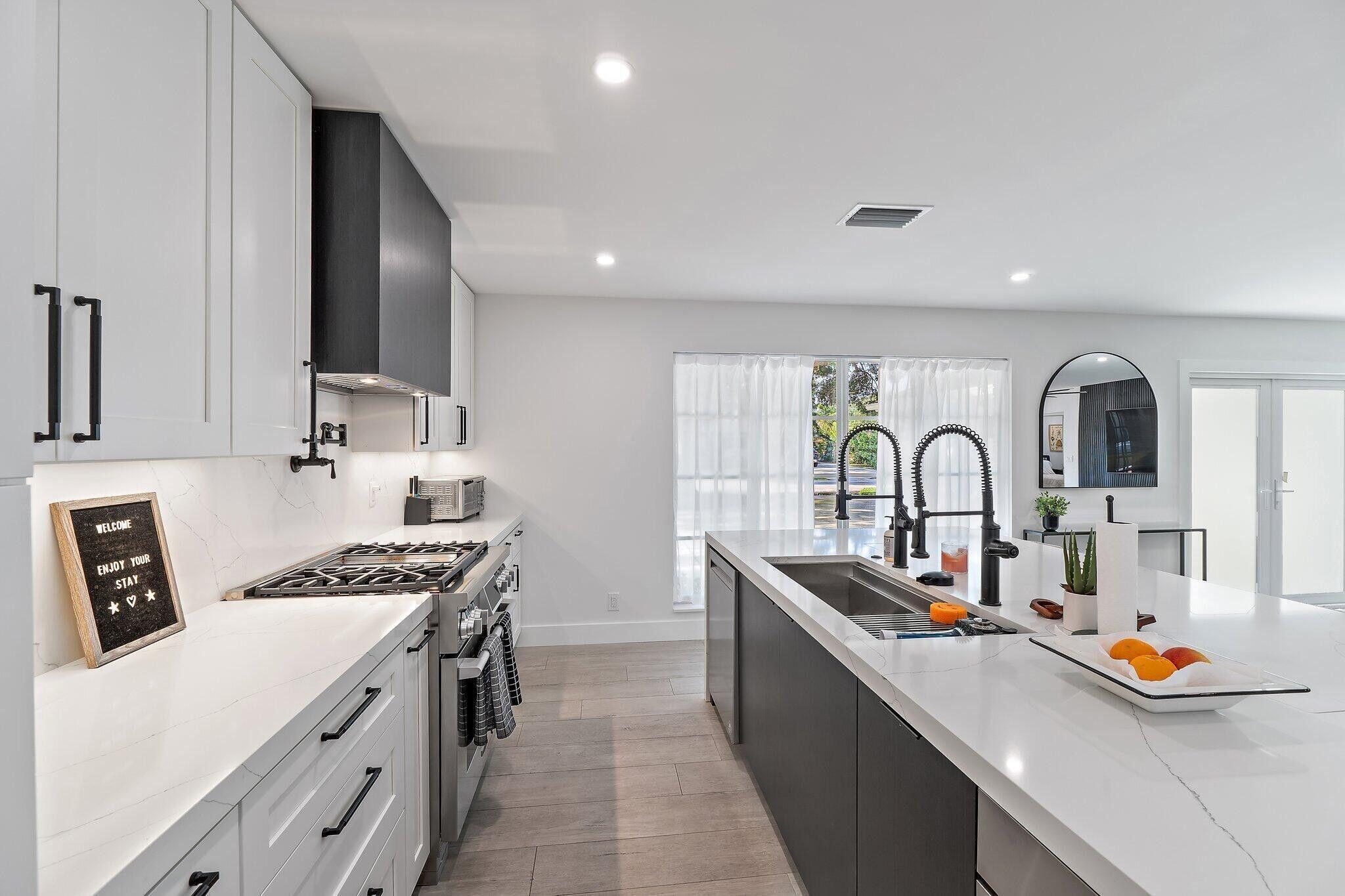 PALM BEACH GARDENS 6 - Residential Lease