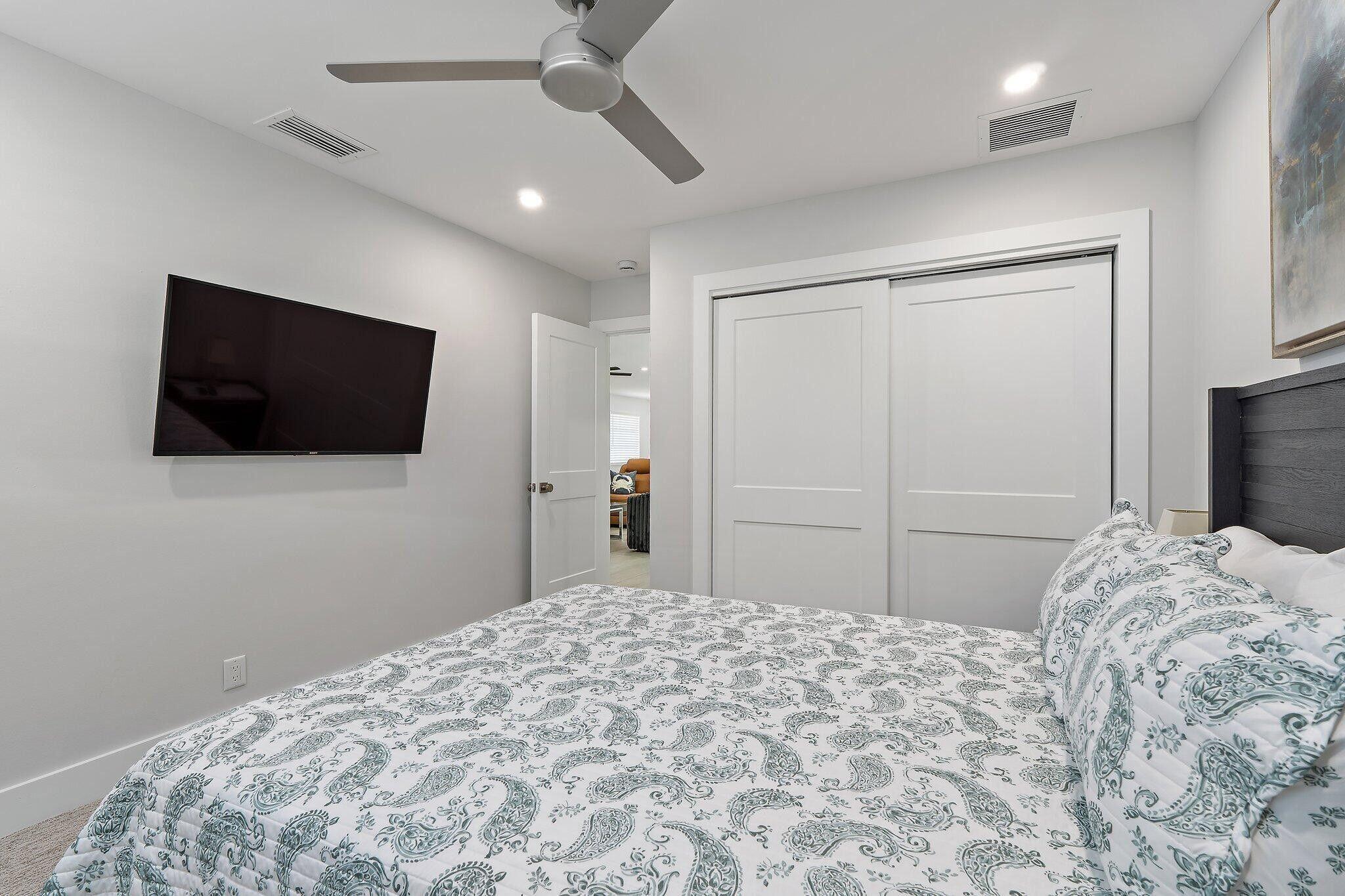 PALM BEACH GARDENS 6 - Residential Lease