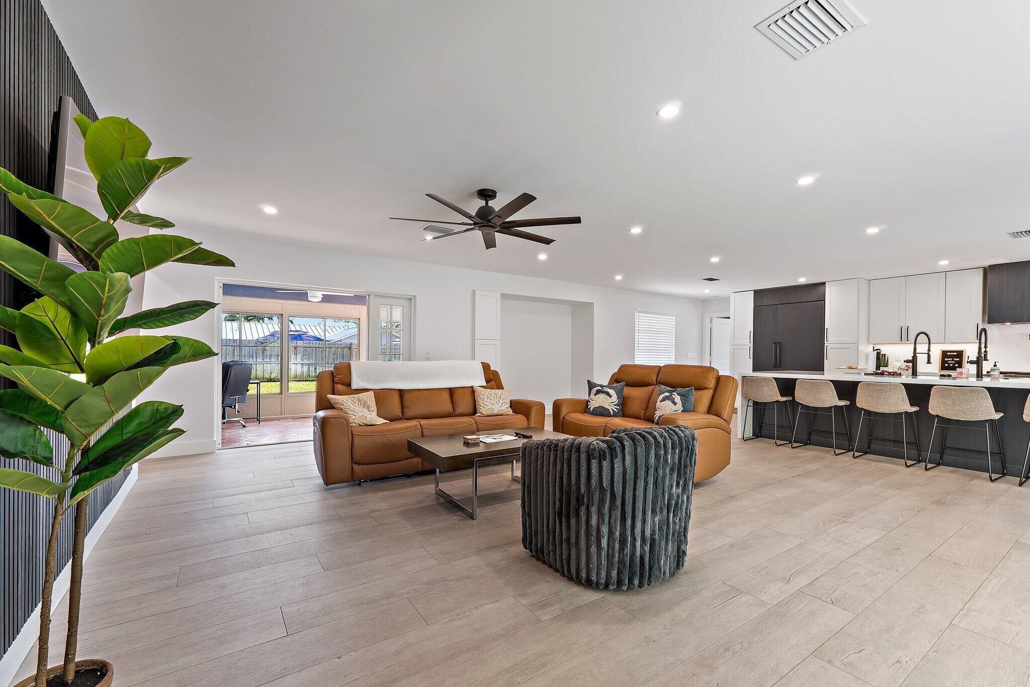 PALM BEACH GARDENS 6 - Residential Lease