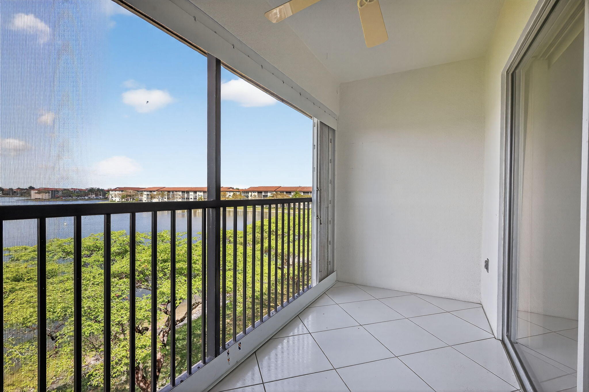 IVANHOE EAST AT CENTURY VILLAGE - Residential