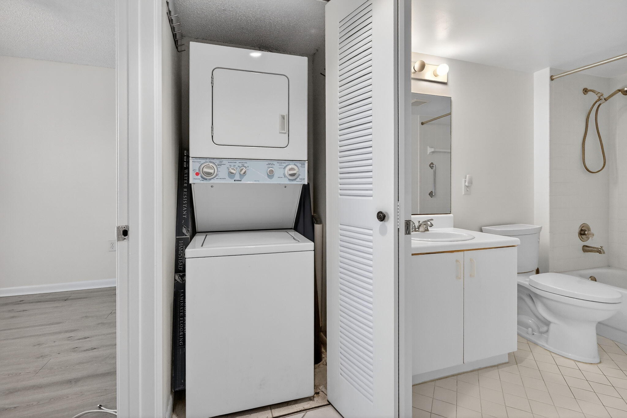 IVANHOE EAST AT CENTURY VILLAGE - Residential