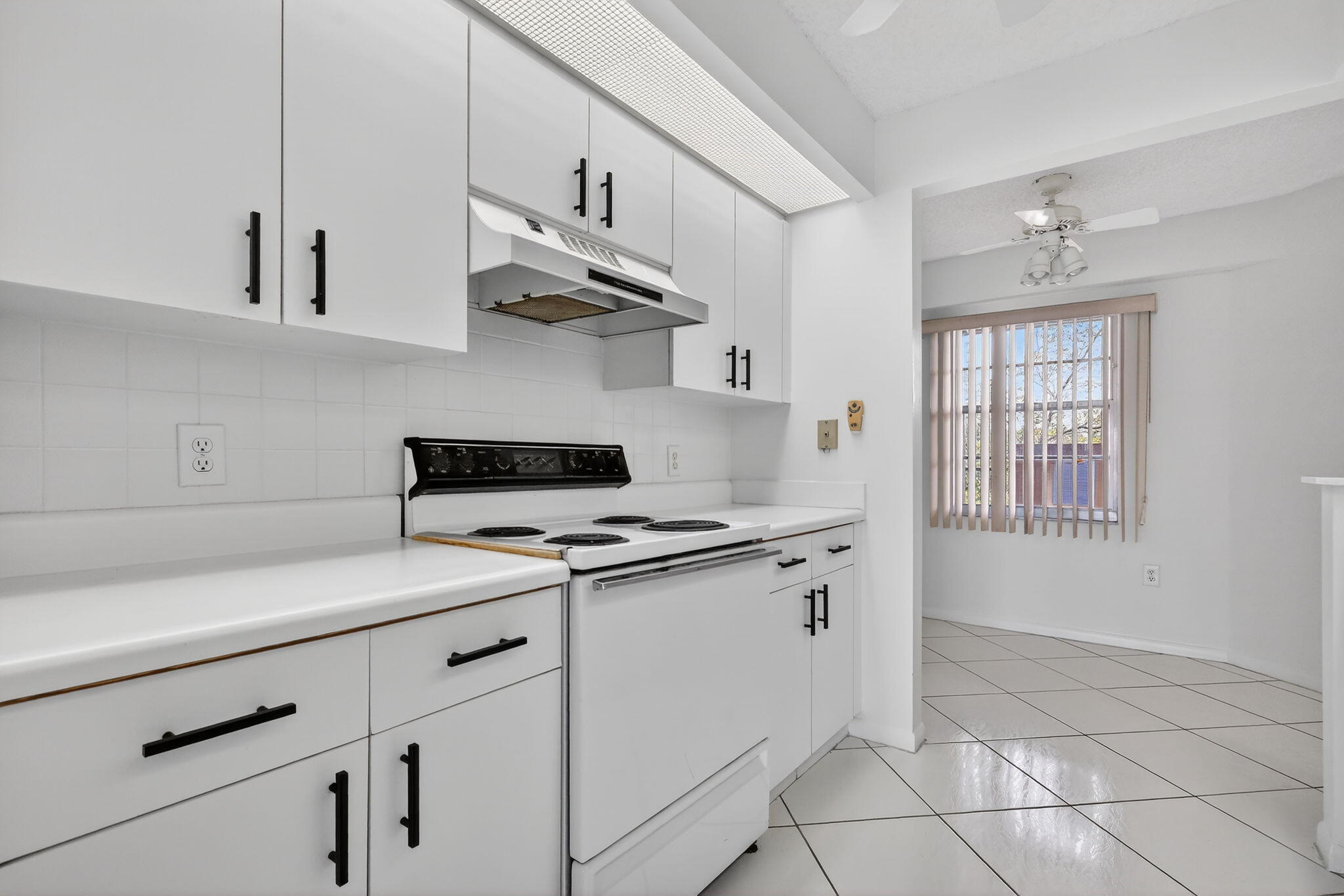 IVANHOE EAST AT CENTURY VILLAGE - Residential