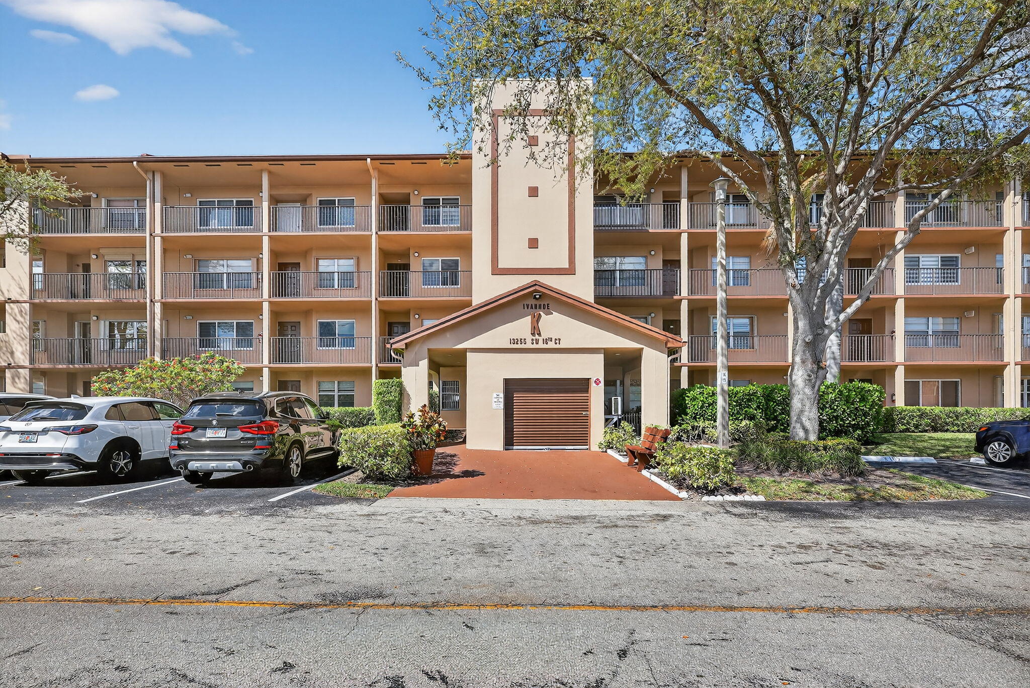 IVANHOE EAST AT CENTURY VILLAGE - Residential