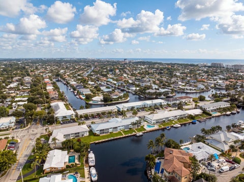 Tiny photo for 2330 NE 36th Street #11, Lighthouse Point, FL 33064 (MLS # B26078717)