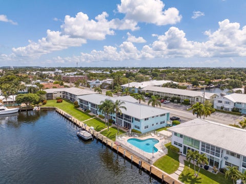 Tiny photo for 2330 NE 36th Street #11, Lighthouse Point, FL 33064 (MLS # B26078717)