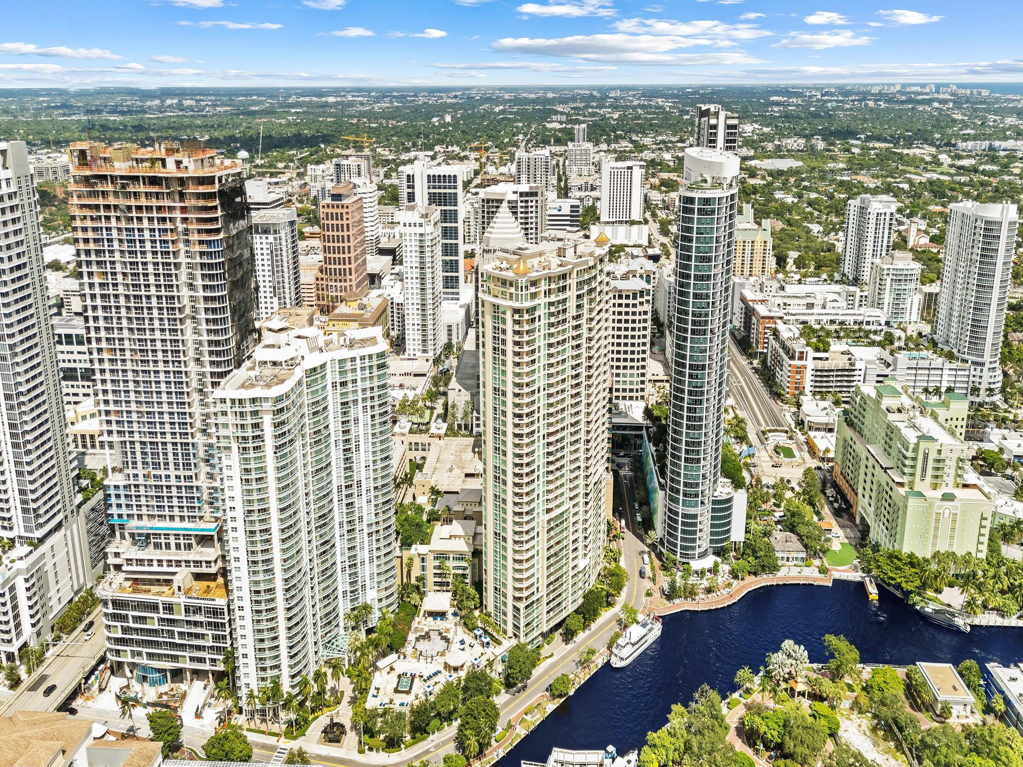 LAS OLAS GRAND - Residential