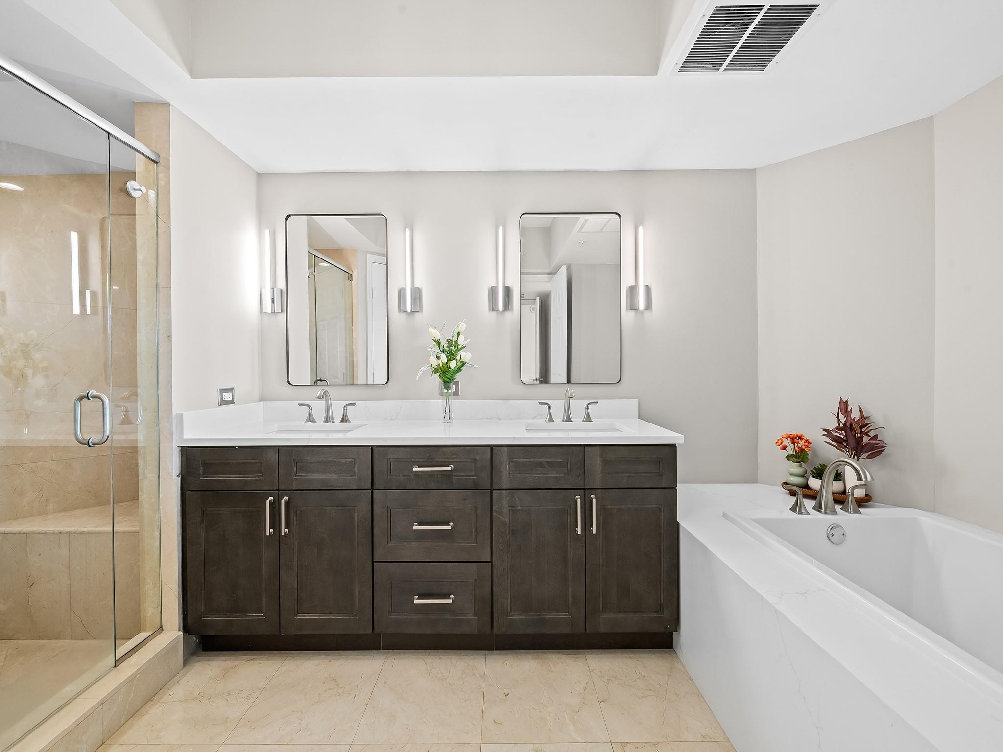 LAS OLAS GRAND - Residential