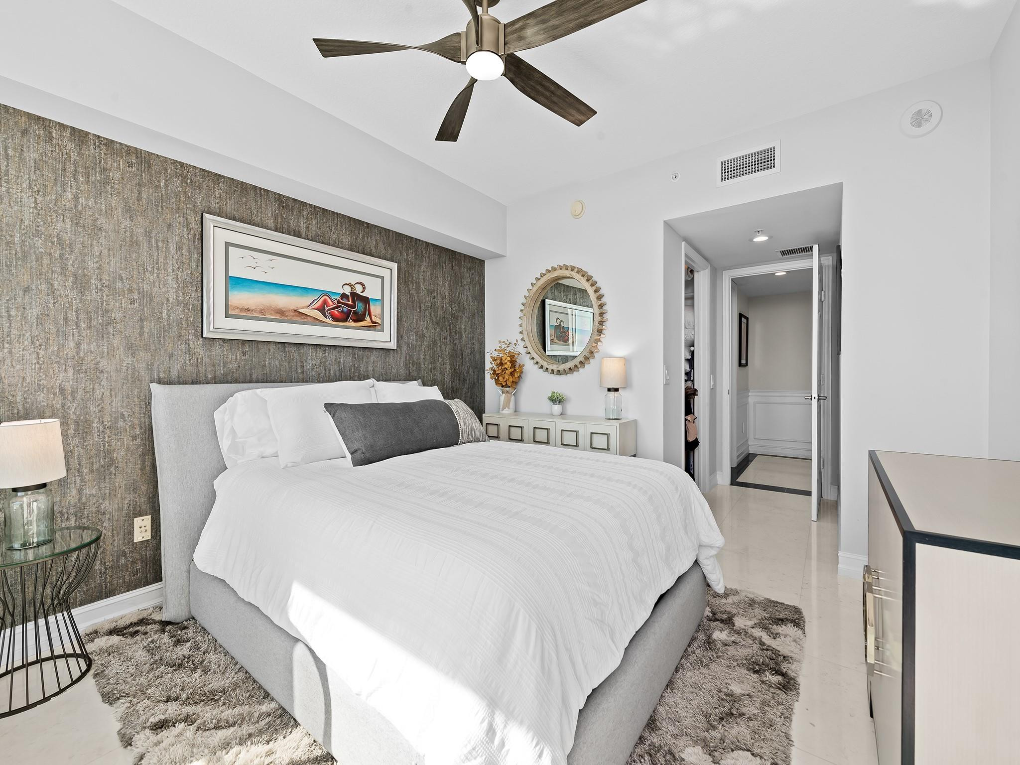 LAS OLAS GRAND - Residential