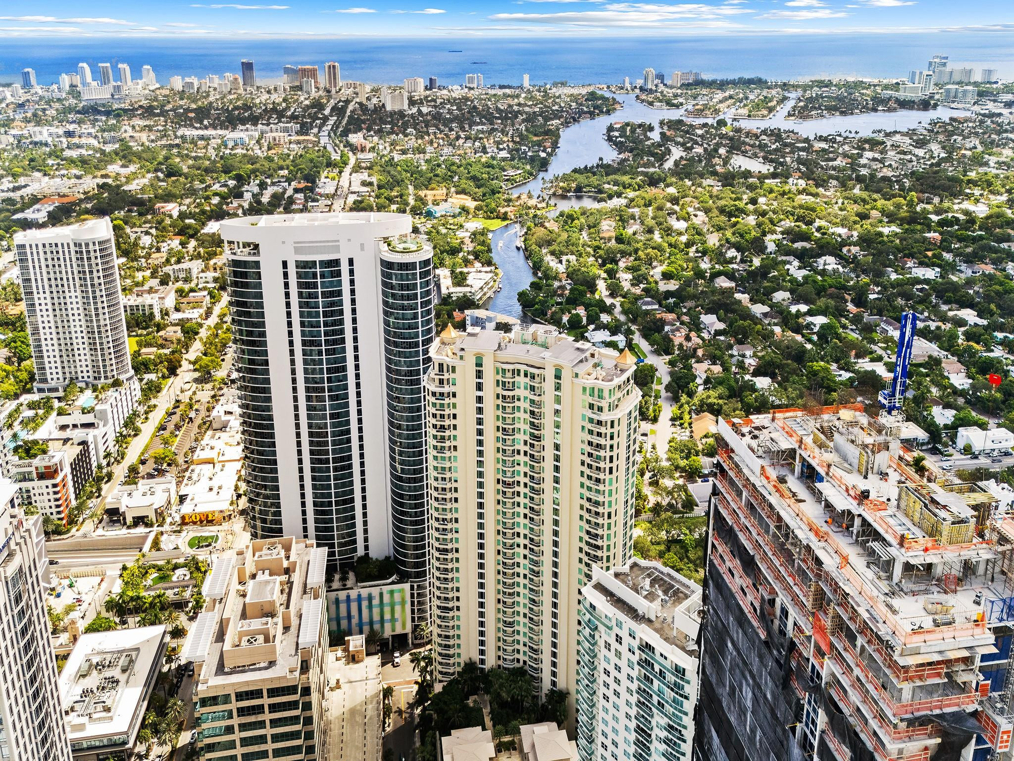 LAS OLAS GRAND - Residential