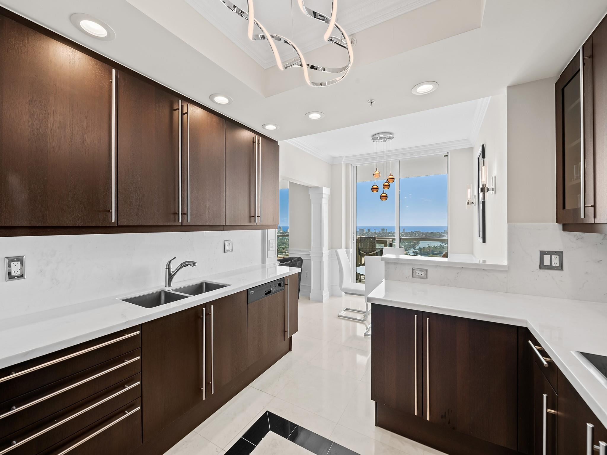 LAS OLAS GRAND - Residential