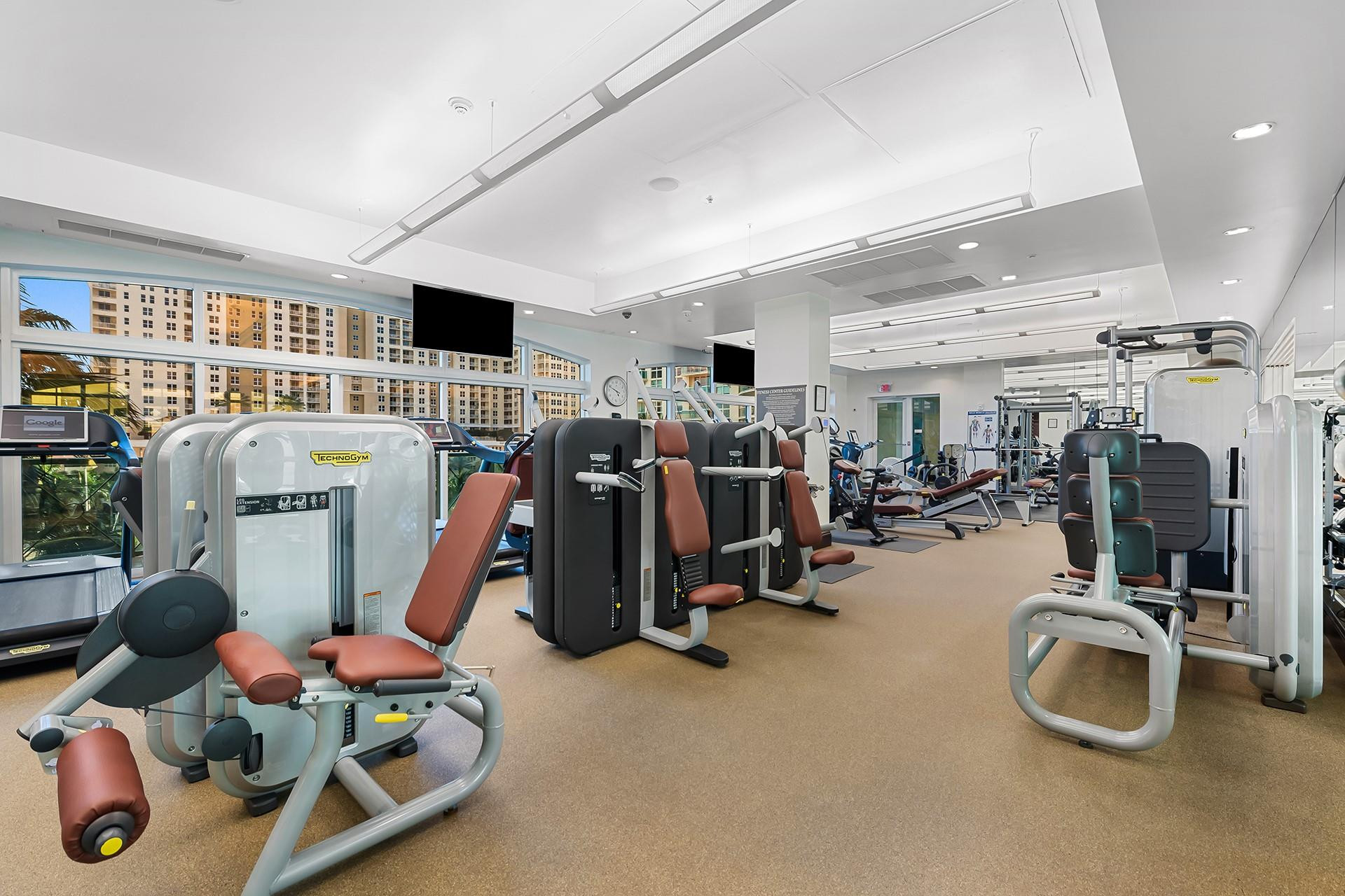 LAS OLAS GRAND - Residential