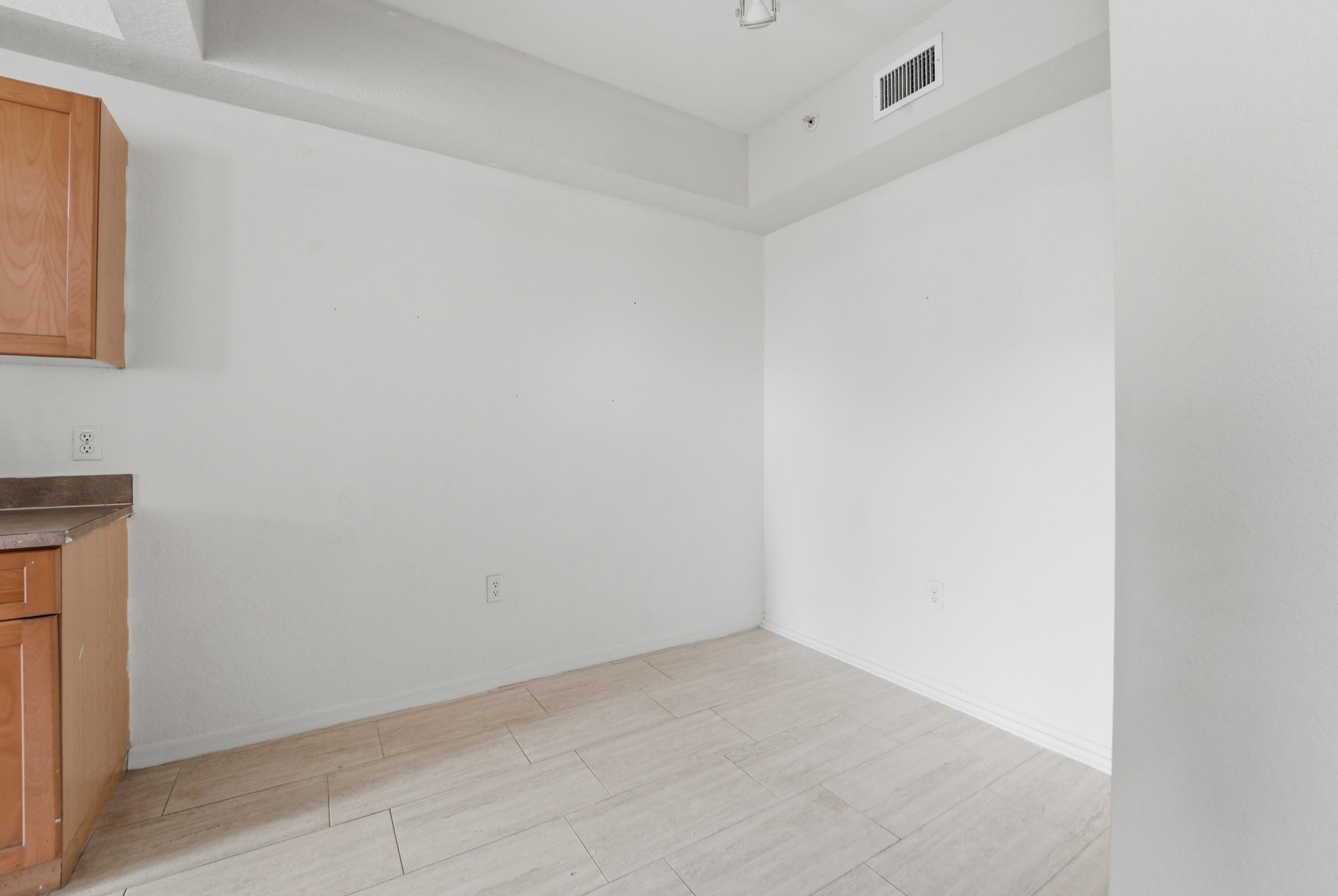 RESIDENCES AT LEGACY PLACE CONDO - Residential