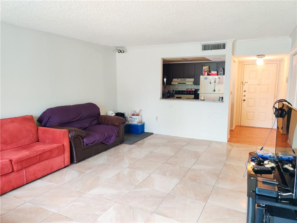 INVERWOOD CONDO - Residential