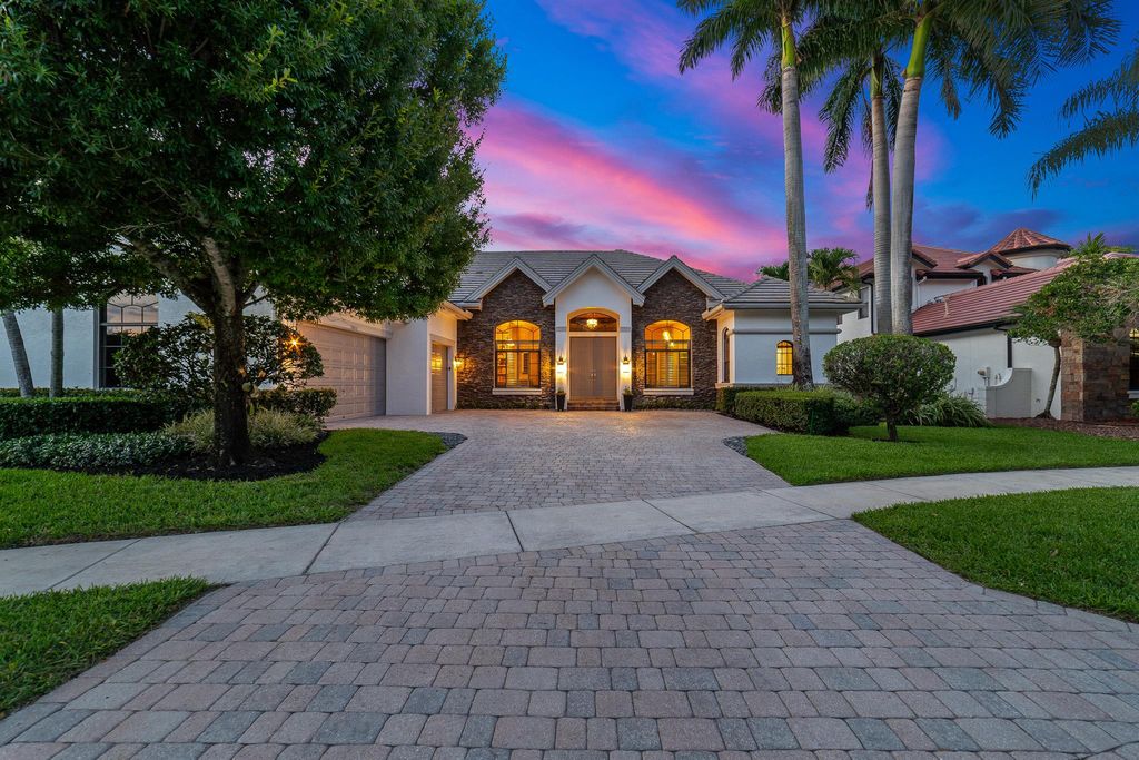 Photo of 10652 Versailles Boulevard, Wellington, FL 33449 (MLS # R11095175)