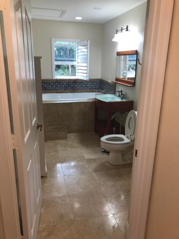 BOCA RATON HILLS SEC 3 - Residential Lease