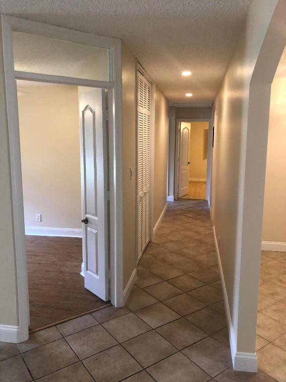 BOCA RATON HILLS SEC 3 - Residential Lease