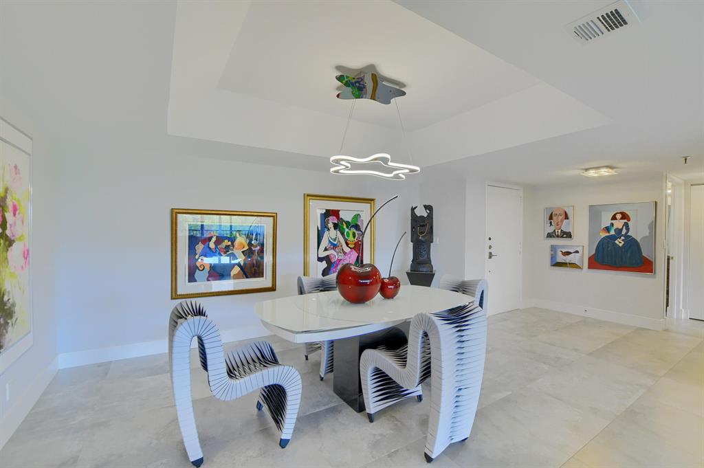 LAUREL OAKS - Residential