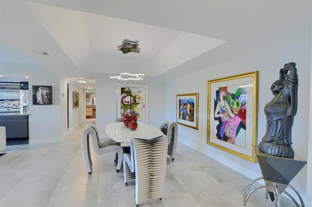 LAUREL OAKS - Residential