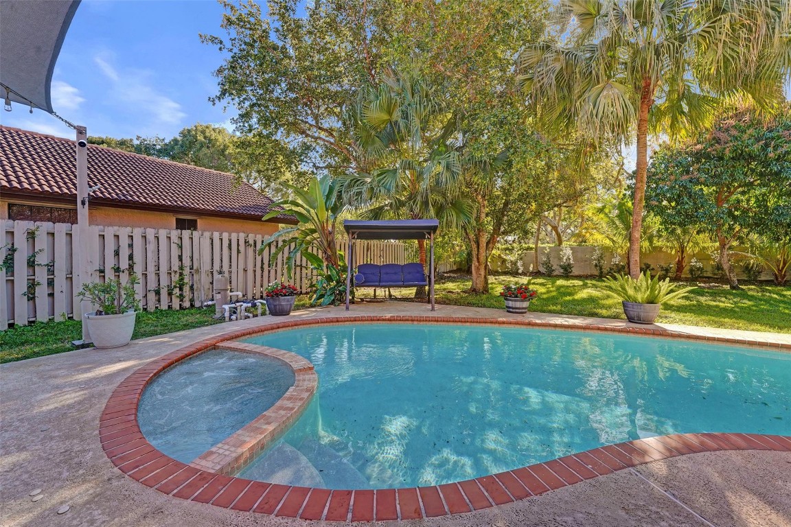 Shenandoah Sec Two 128-22 - Residential