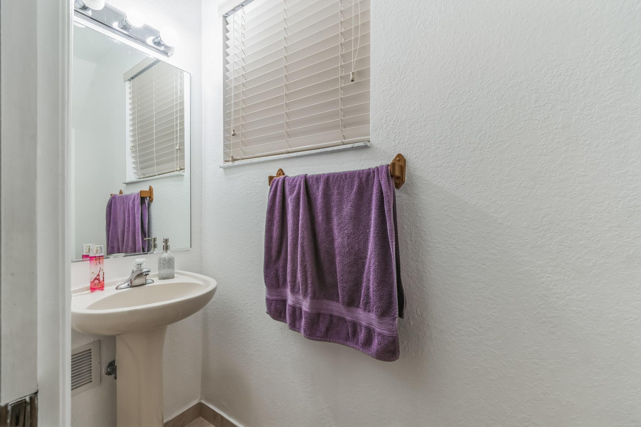 TAMIAMI TRAIL - Residential