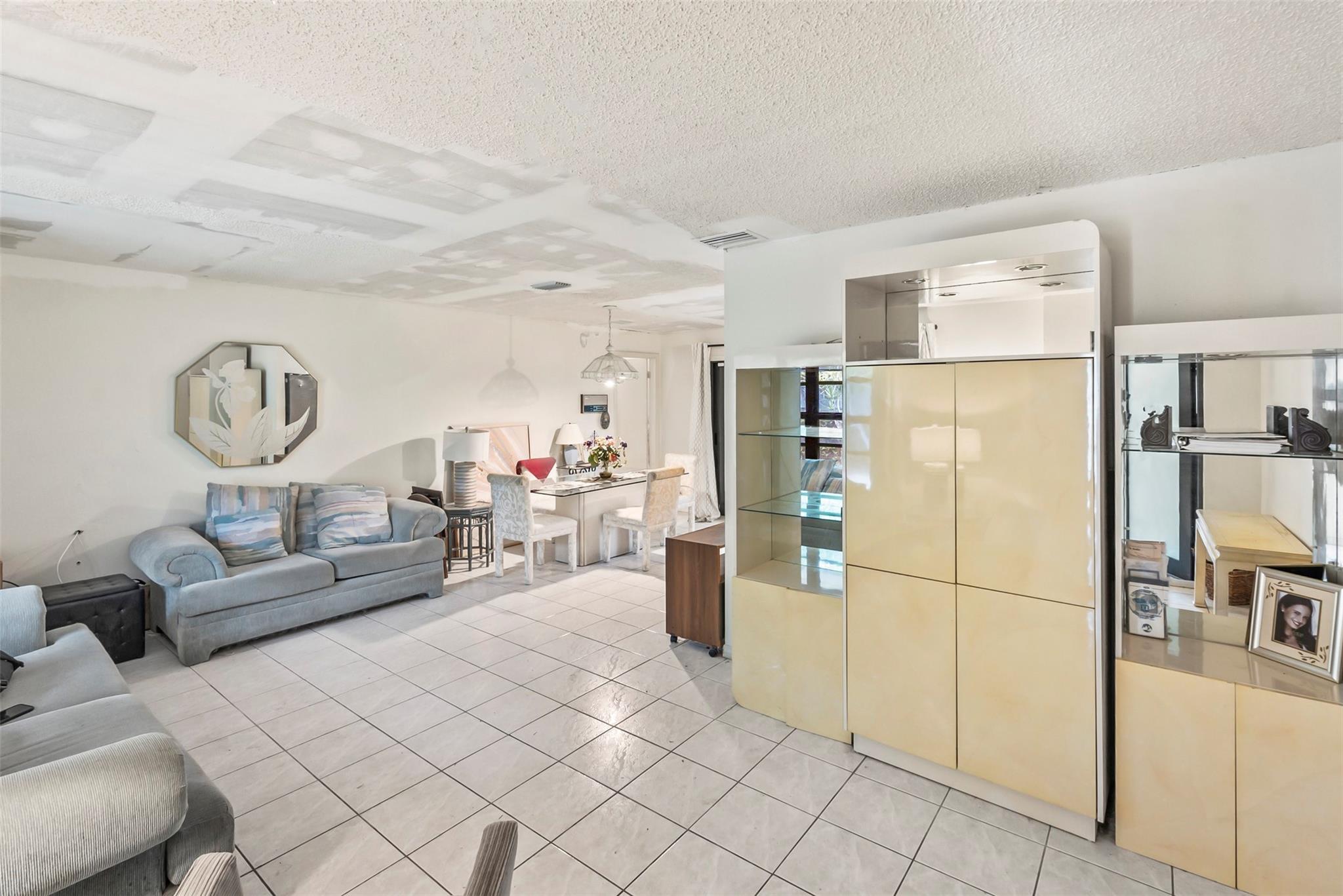 MARSHALLS EVERGLADE - Residential