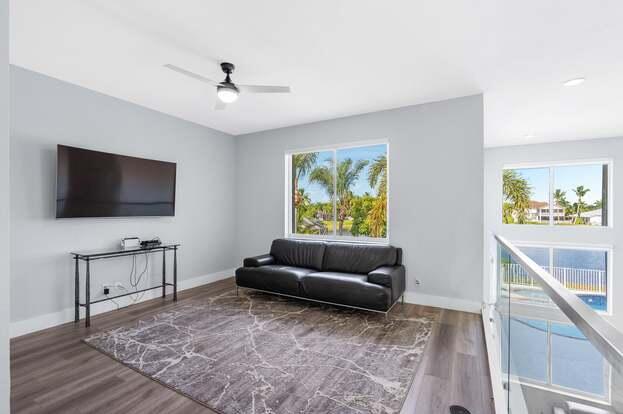 ISLES AT WELLINGTON 3 - Residential Lease