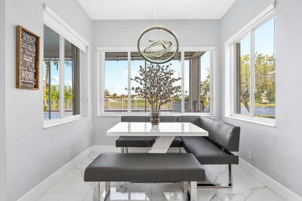 ISLES AT WELLINGTON 3 - Residential Lease