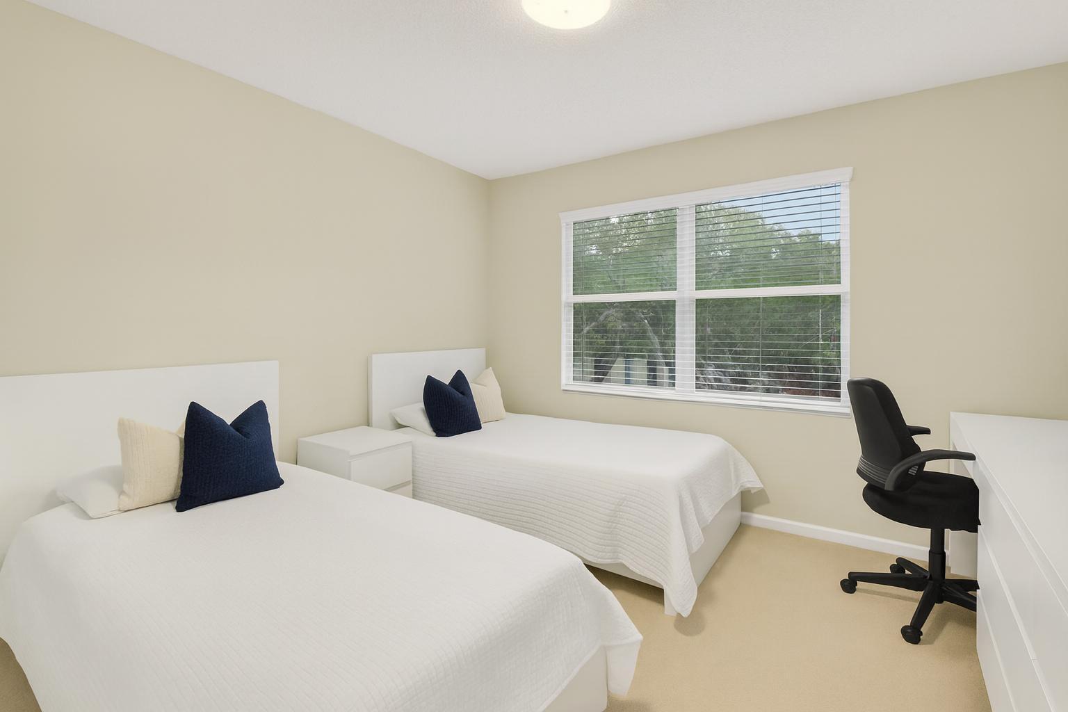 LAS FLORES - Residential